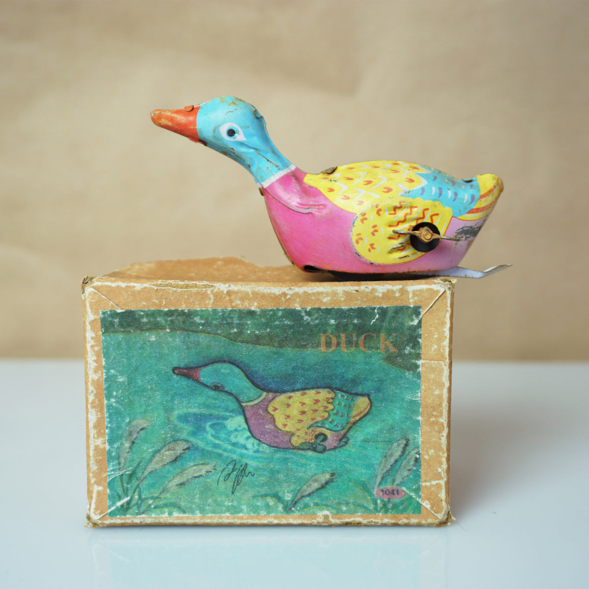1970s Vintage Tin Litho Original Wind-Up Swimming Duck Toy w/ Box –  Sustainable Deco