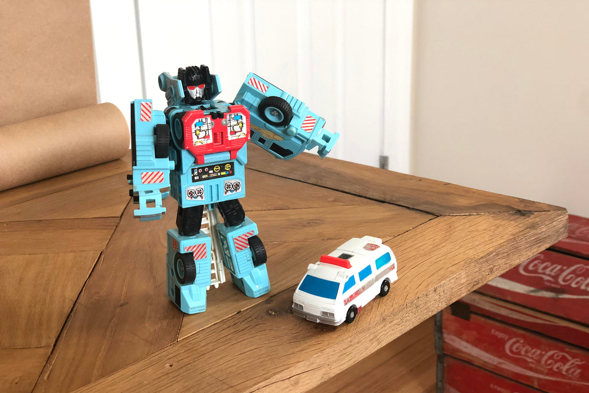 1986 Vintage HASBRO TAKARA Transformer G1 Protectobot (Defensor Combiner):  Hotspot (P5) Blue Fire Truck Figure. Made in Japan.