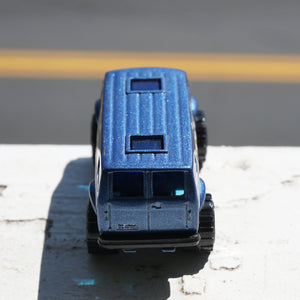 1981 Vintage Diecast MATCHBOX MB102 4x4 Snow Cappers: Blue Chevy Van. 2002