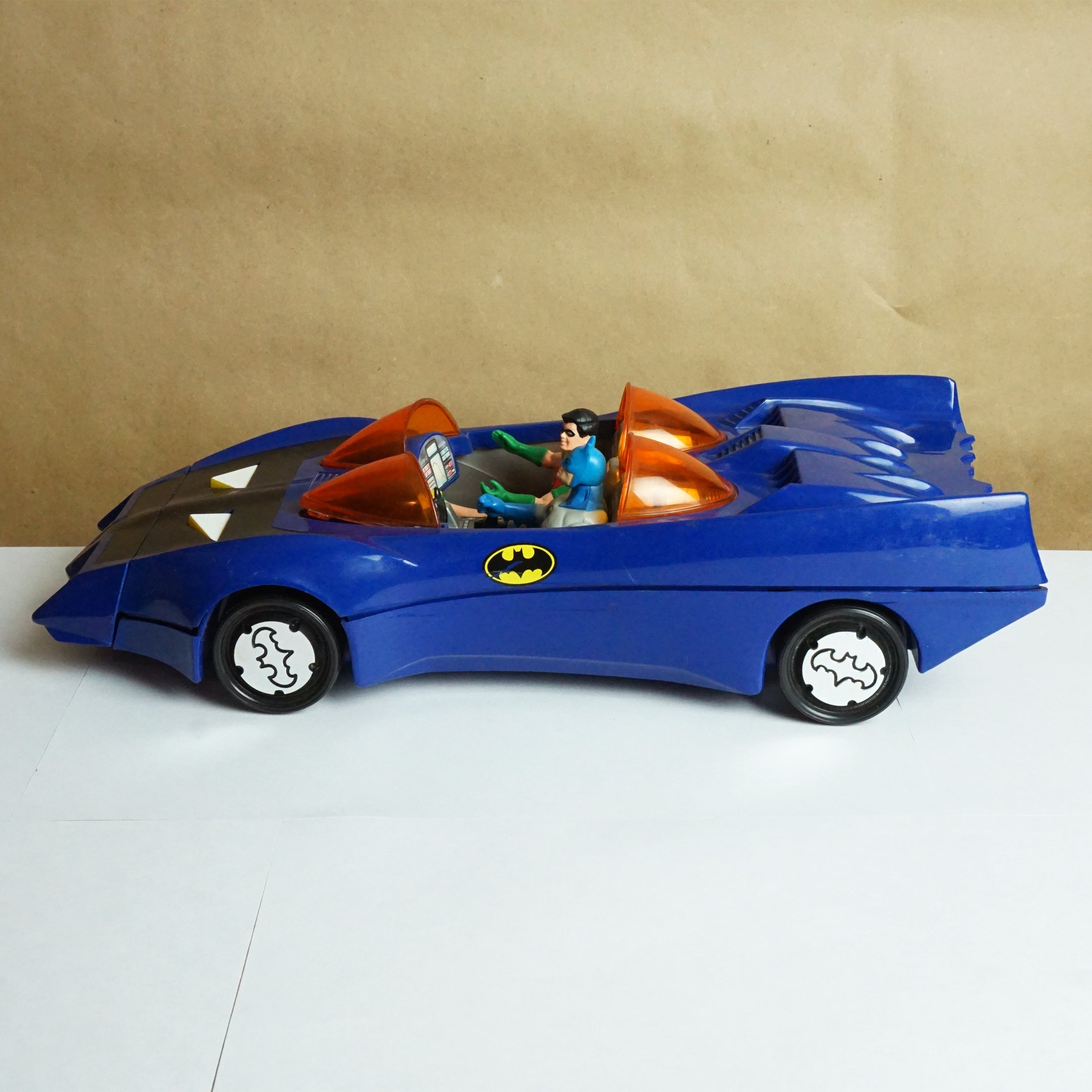 1984 Vintage DC COMICS Super Powers Collection Batmobile with Batman and Robin