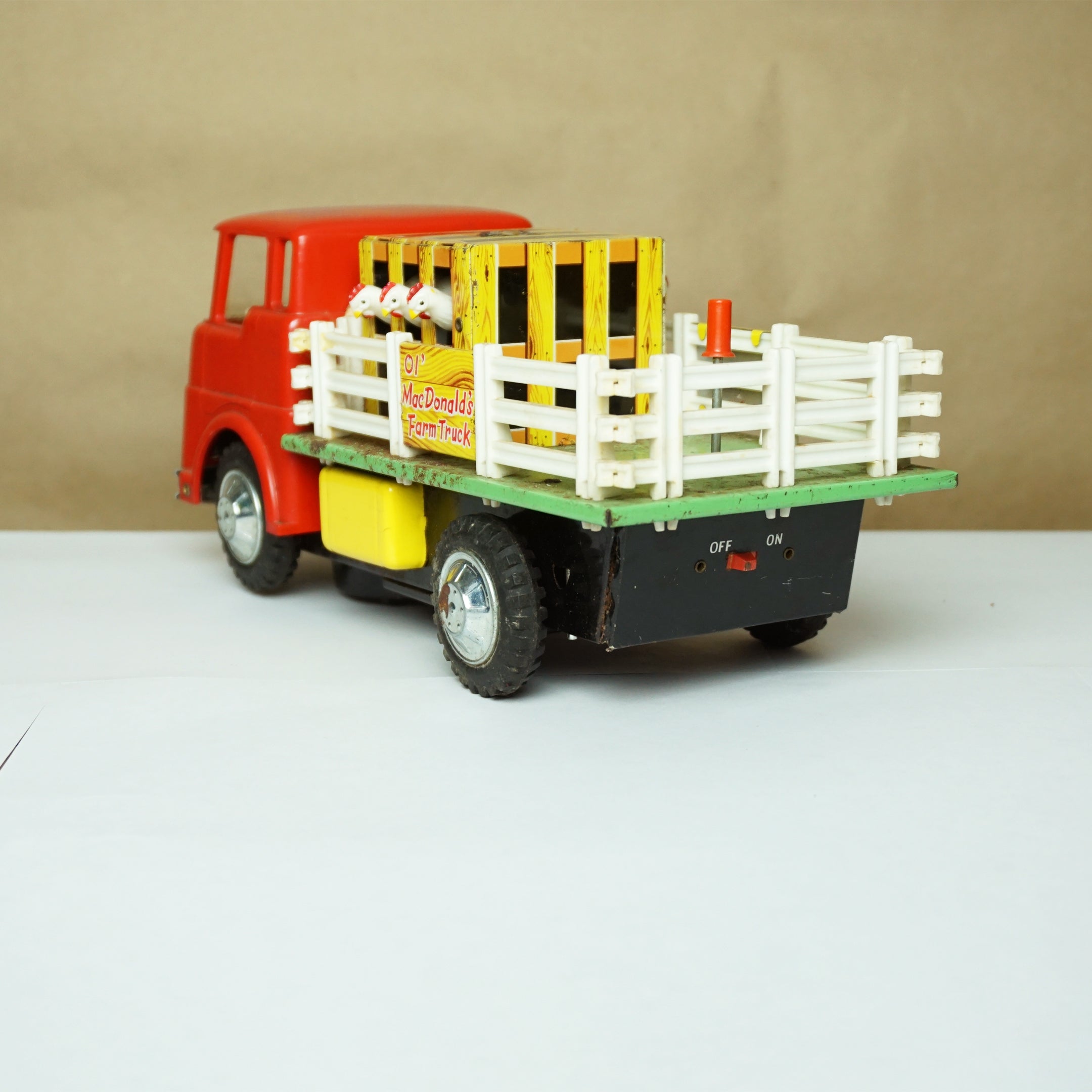 1960s Vintage FRANKONIA  Ol' Mc Mac Donald's Farm Truck Tin Toy. Made in Japan.