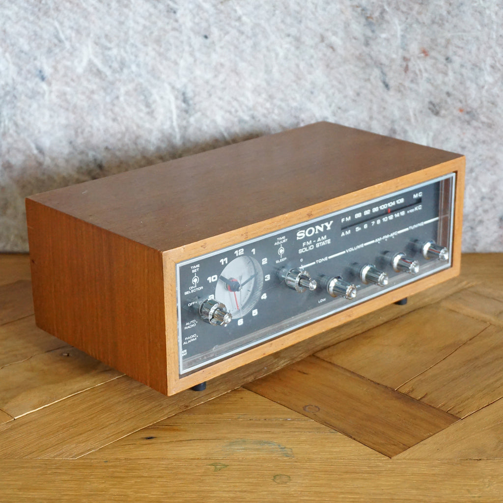 1965 Mid-Century SONY FM-AM Solid State Clock Alarm Radio. Model: 8FC-55W. Made in Japan.