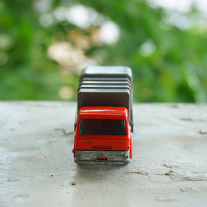 1966 Vintage MATCHBOX No. 7: Red and Grey Ford Refuse Truck. Made in England by Lesney.