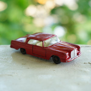 Vintage Diecast MATCHBOX No. 55: Red Mercedes Benz 220 SE. Made in England by Lesney..