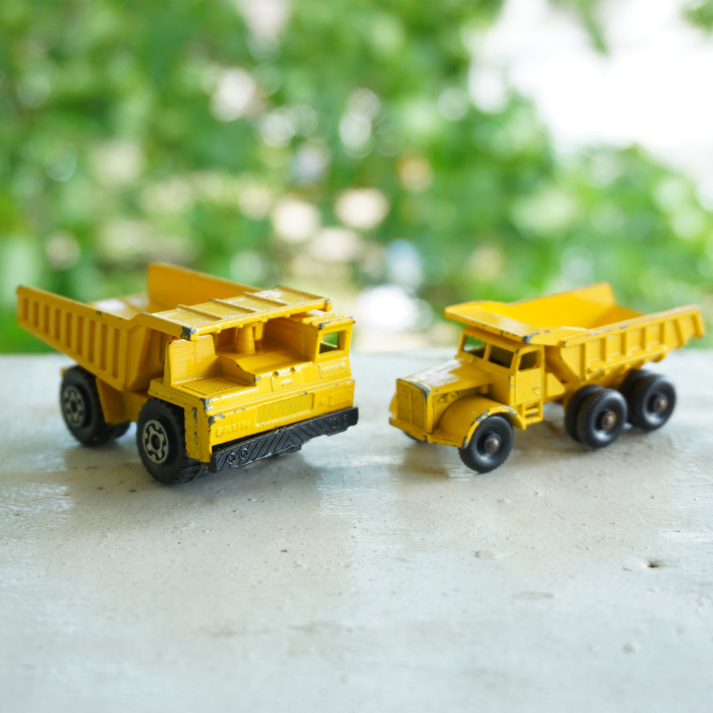 1963 Vintage MATCHBOX Series No. 6: Euclid Dump Truck. Made in England by Lesney.