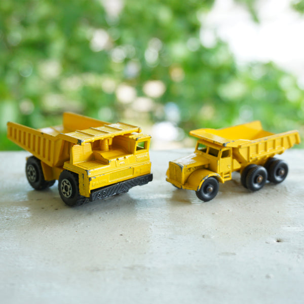 1963 Vintage MATCHBOX Series No. 6: Euclid Dump Truck. Made in England by  Lesney.