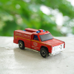 1974 Vintage HOT WHEELS Emergency Unit 50 First Aid, Oxygen Vehicle. Made by Mattel, Inc.