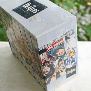 1996 Vintage APPLE CORPS The Beatles Anthology 8 VHS Tape Set. Made in U.S.A.