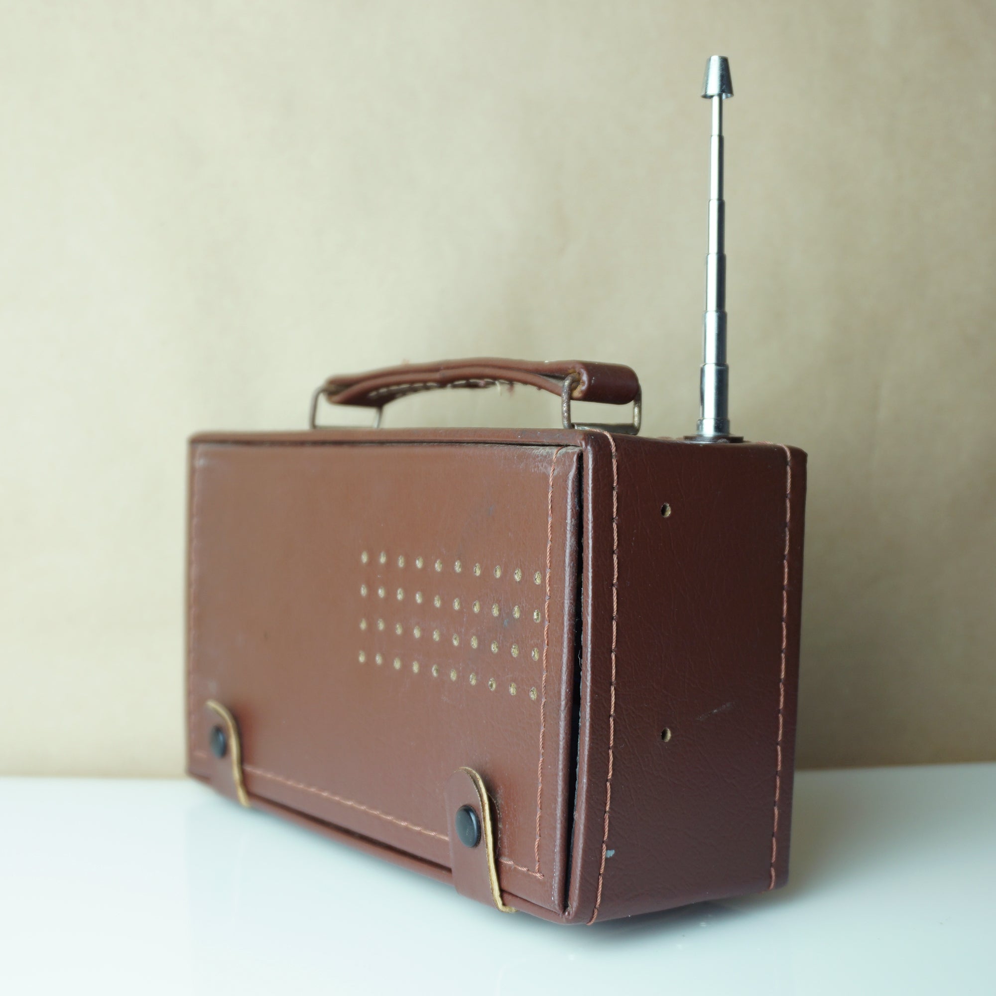 1960s Vintage SILVANO Radio w/ Bluetooth Technology. Brown Leather Case 8 Transistor Radio.