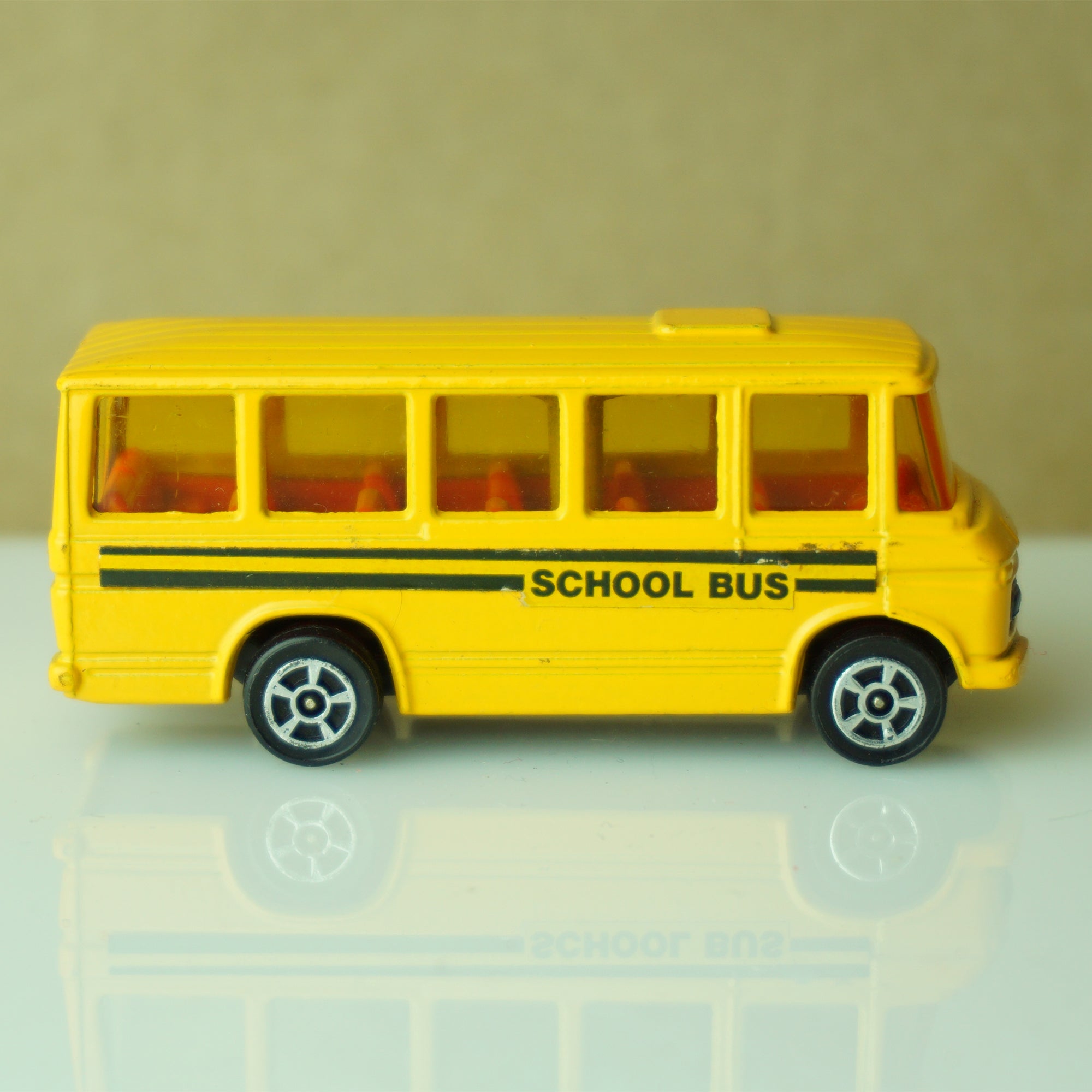 Vintage Diecast CORGI JUNIOR'S Mercedes-Benz Yellow School Bus. Made in Gt. Britain.