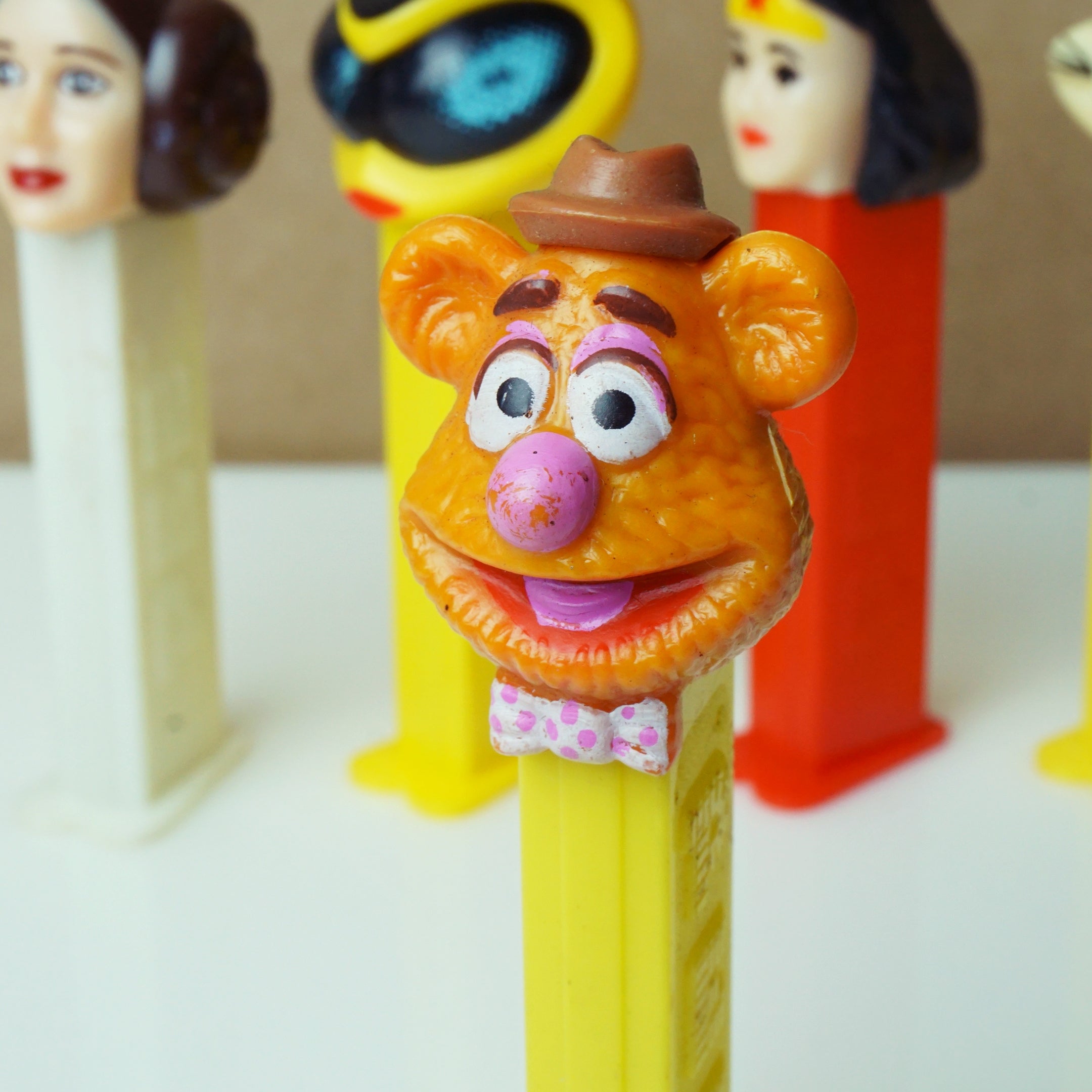 Set of (5) Vintage PEZ Dispensers: Fozzie, Leia, Bee, Wonder Woman, Bugs Bunny