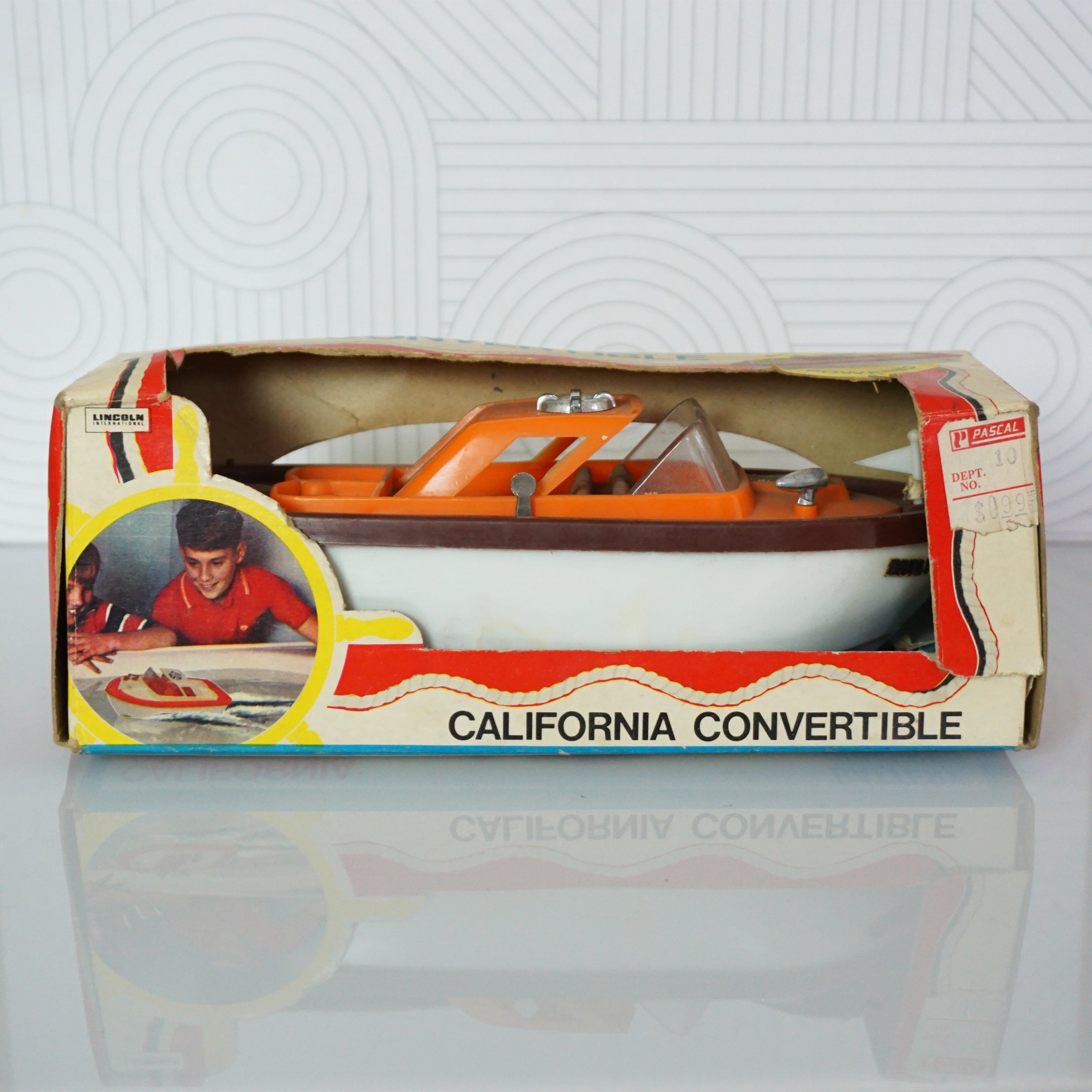 Vintage LINCOLN INTERNATIONAL California Convertible Battery Speedboat