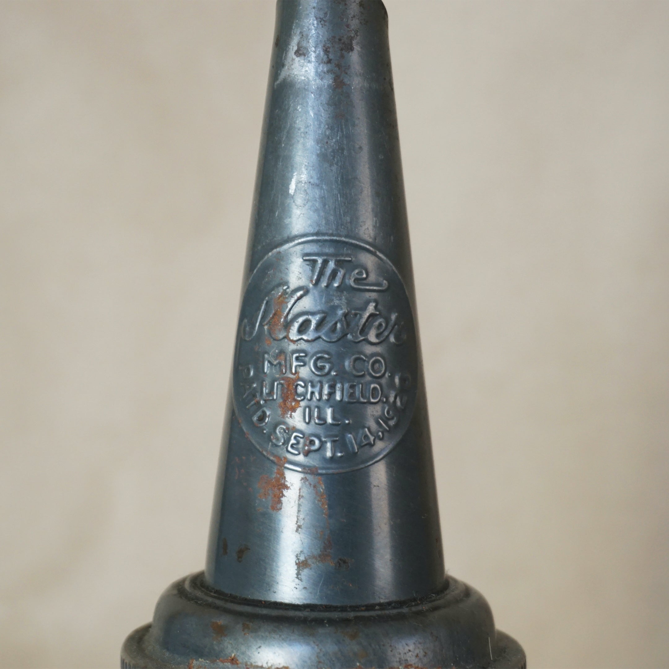 Old Primitive Metal 1 Quart Measuring Cup With Pour Spout -  India