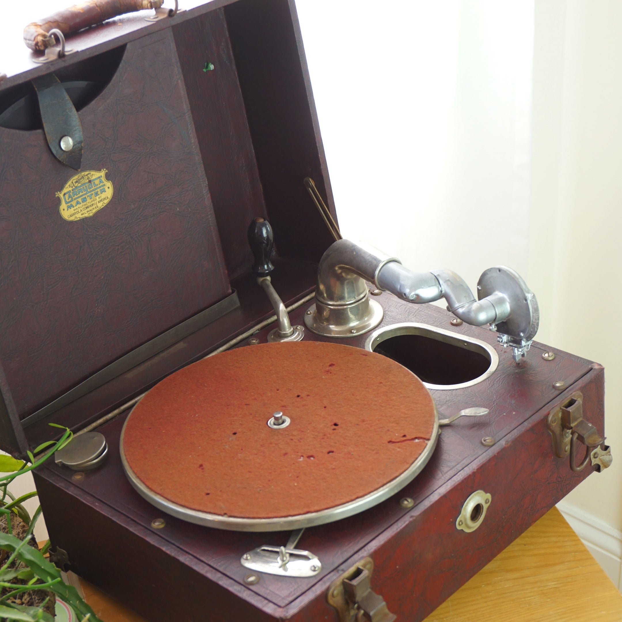 first record player invented