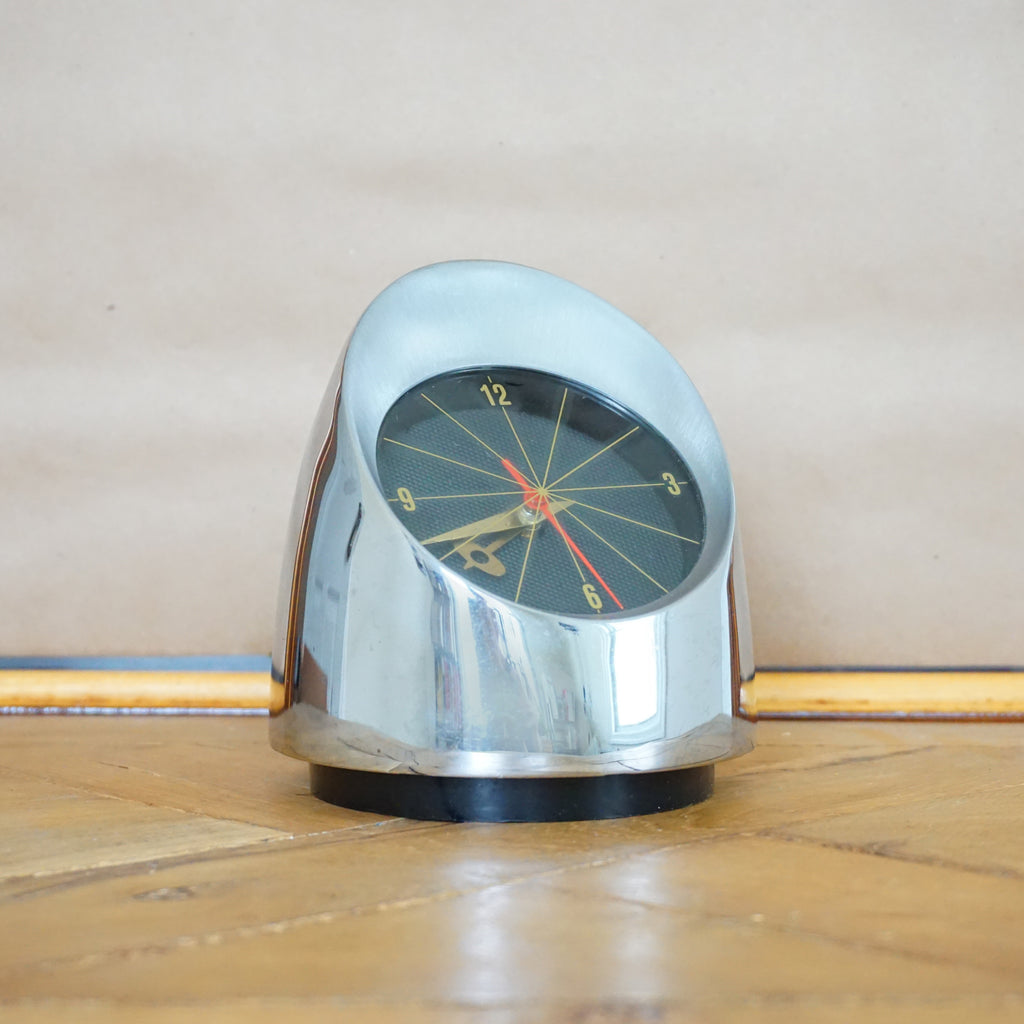 Vintage JEFFERSON 500 Space Age Chrome Rocket Shape Desk Clock. Made in USA.