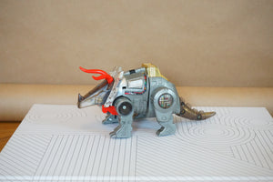 1980s TAKARA HASBRO Dinobots G1 Decepticon Slag Triceratops Vintage Transformer. Made in Japan.